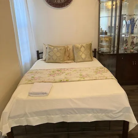 An Amazing Room in Queens